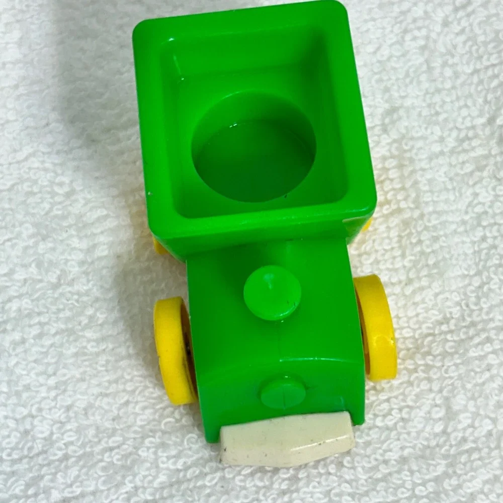 Vintage‎ Fisher-Price Adventure People Lot 1977 Kayak Figures Truck Jeep Train